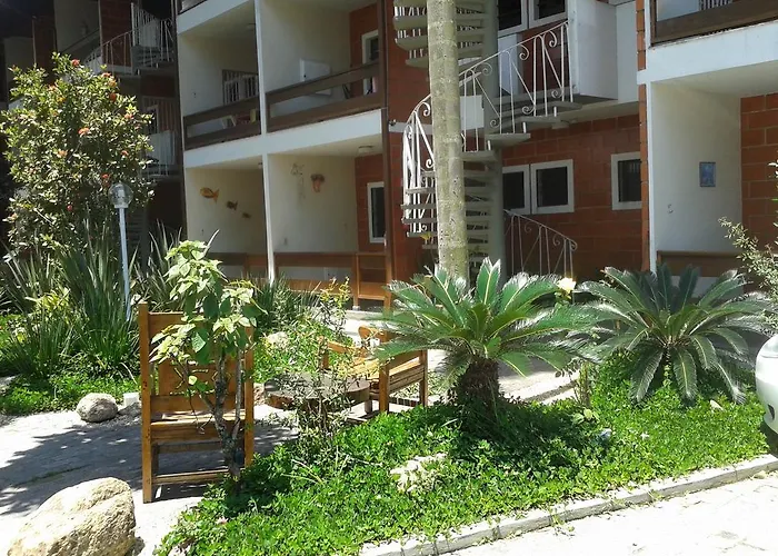 Apartamento 5 No Condominio Marina V